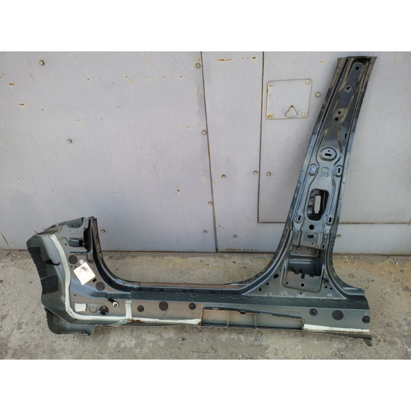 Стойка кузова центральная (кузов и элементы) CHEVROLET Cruze J300 2012 1.8 95954426