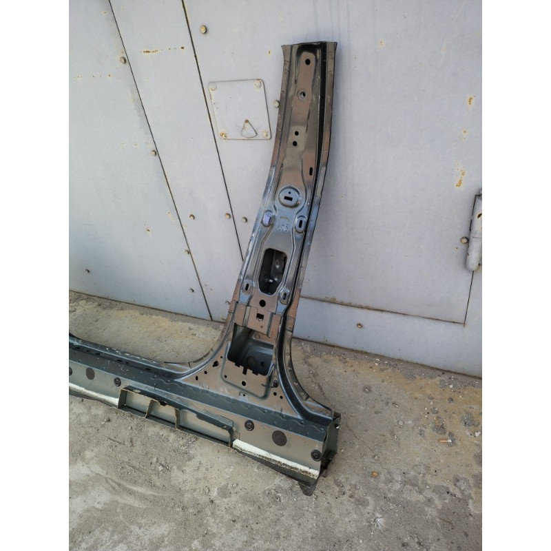 Стойка кузова центральная (кузов и элементы) CHEVROLET Cruze J300 2012 1.8 95954426