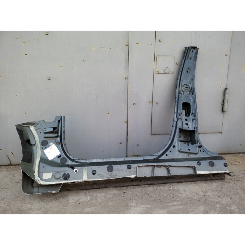 Стойка кузова центральная (кузов и элементы) CHEVROLET Cruze J300 2012 1.8 95954426