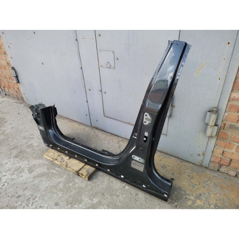 Стойка кузова центральная (кузов и элементы) CHEVROLET Volt 1 2012 1.4 20890569