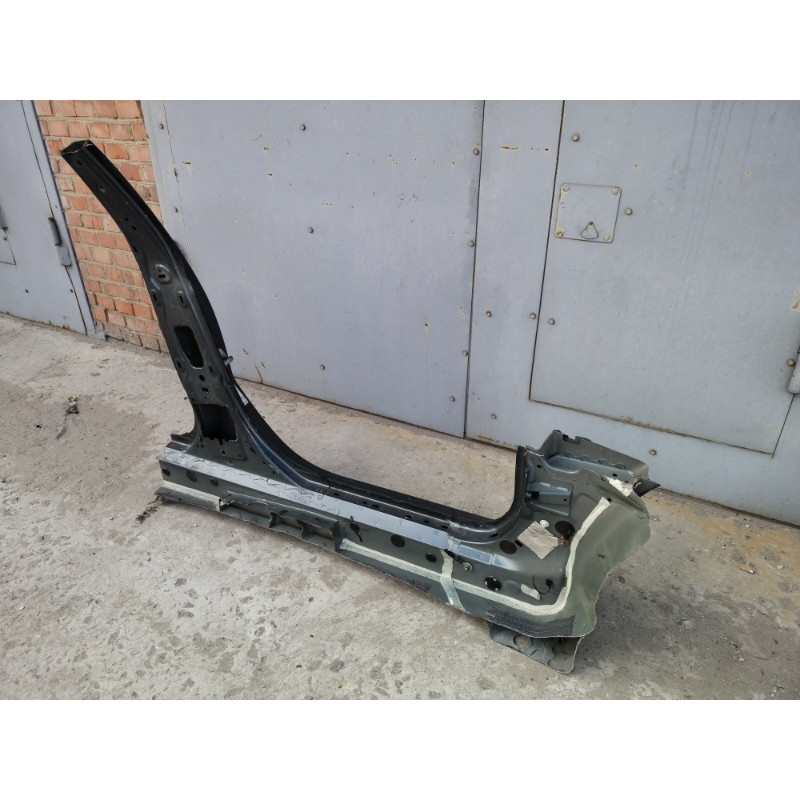 Стойка кузова центральная (кузов и элементы) CHEVROLET Volt 1 2012 1.4 20890569