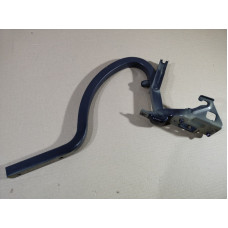 Петля багажника