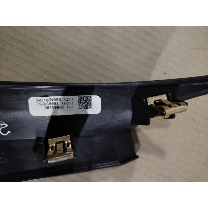 Накладка торпеды (салон) CHEVROLET Volt 1 2013 1.4 20900196