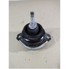 Подушка двигателя