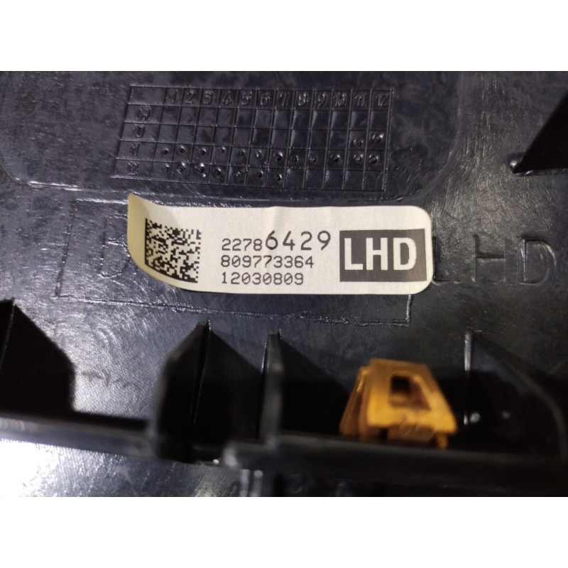 Накладка торпеды (салон) CHEVROLET Volt 1 2013 1.4 22786429