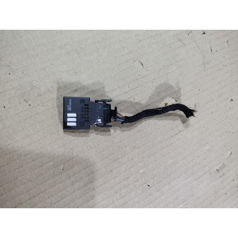 Датчик температуры (электрика / датчики) CHEVROLET Volt 1 2012 1.4 013231068