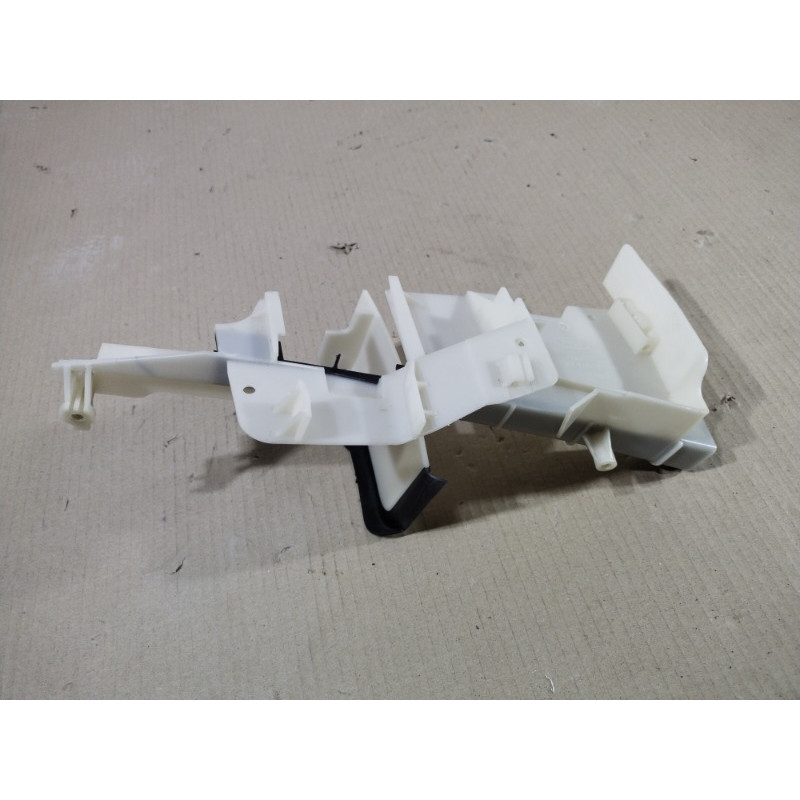 Направляющая двери (кузов и элементы) FORD Focus MK3 2015 2.0 F1EBA219A65FD