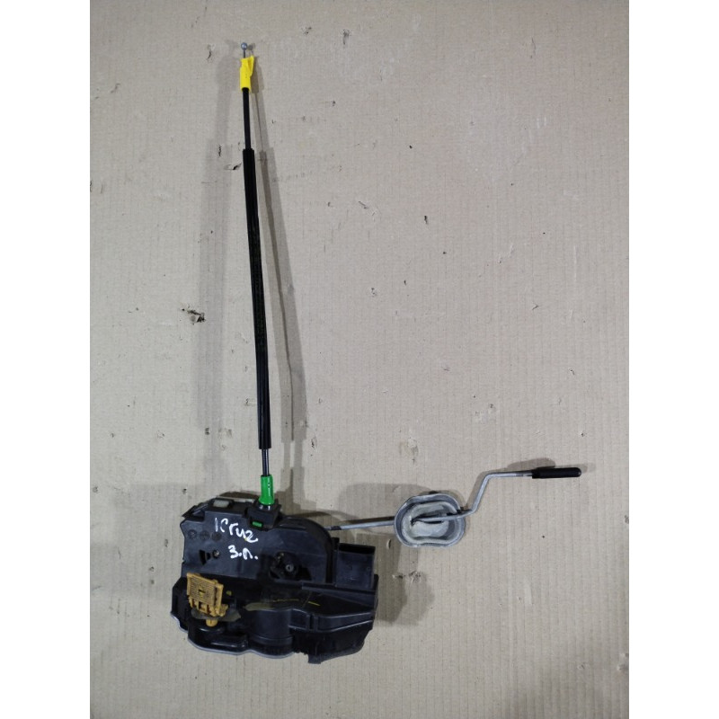 Замок двери (кузов и элементы) CHEVROLET Cruze J300 2012 1.8 13579551