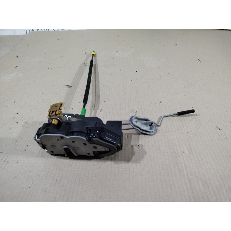 Замок двери (кузов и элементы) CHEVROLET Cruze J300 2012 1.8 13579551