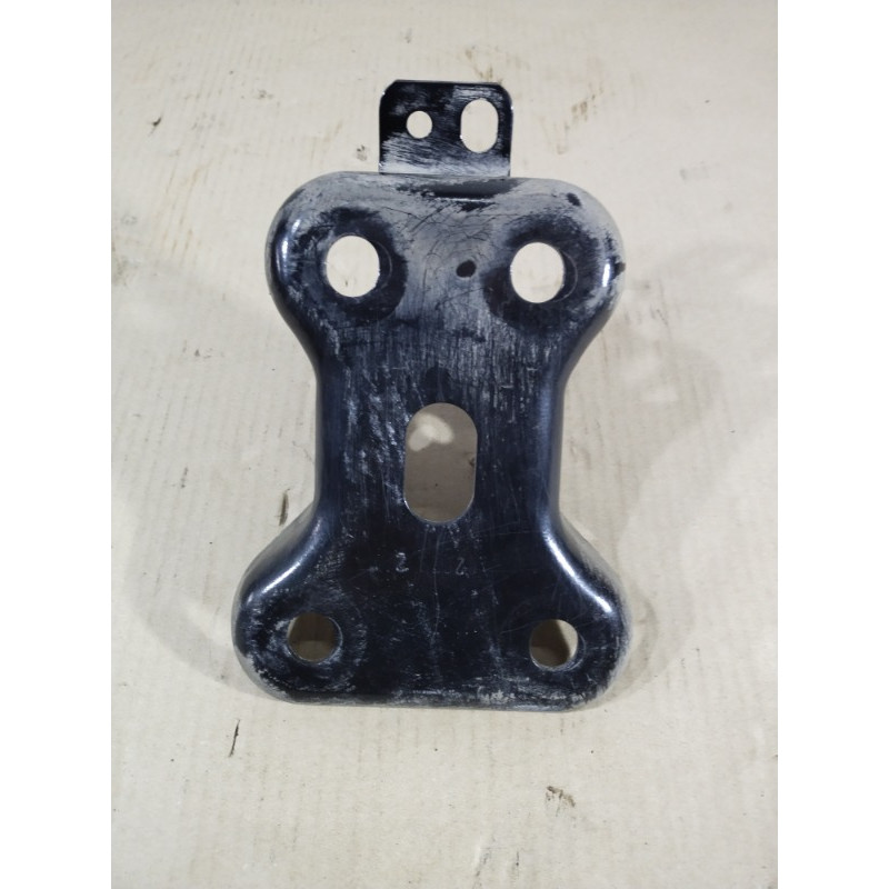 Кронштейн продольного рычага (подвеска) Jeep Renegade BU 2016 2.4 68246682AA