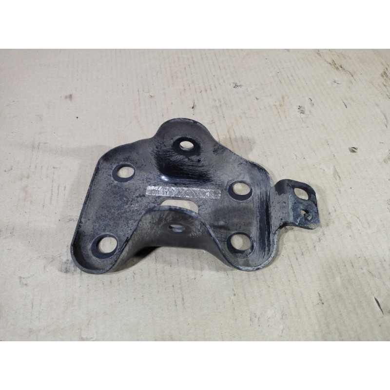 Кронштейн продольного рычага (подвеска) Jeep Renegade BU 2016 2.4 68246682AA