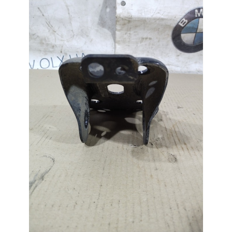 Кронштейн продольного рычага (подвеска) Jeep Renegade BU 2016 2.4 68246682AA