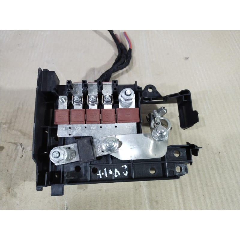 Крышка плюсовой клеммы (электрика / кнопки) CHEVROLET Volt 1 2013 1.4 20889114