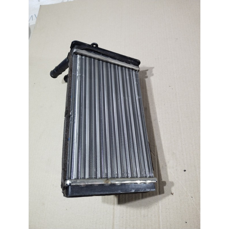 Радиатор печки (отопление и кондиционирование) Volkswagen Passat B5 2003 2.5 AKN 8D1819031B