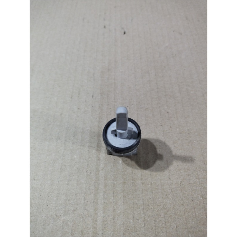 Датчик температуры (электрика / датчики) Volkswagen Passat B5 2003 2.5 AKN 1K0907543G