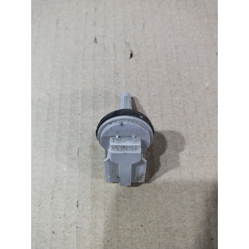 Датчик температуры (электрика / датчики) Volkswagen Passat B5 2003 2.5 AKN 1J0907543A