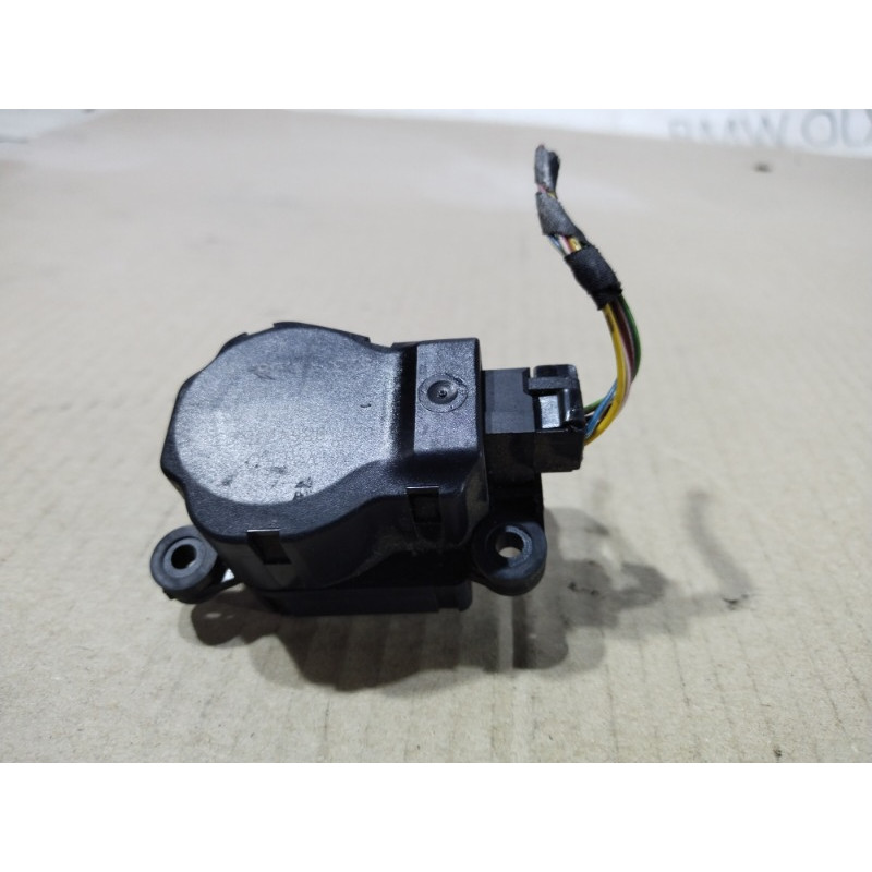 Привод заслонки отопителя (отопление и кондиционирование) Opel Vectra C 2004 2.2 SE 09180201