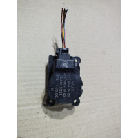 Привод заслонки отопителя