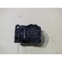 Привод заслонки отопителя