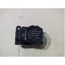 Привод заслонки отопителя