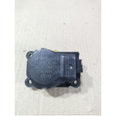 Привод заслонки отопителя