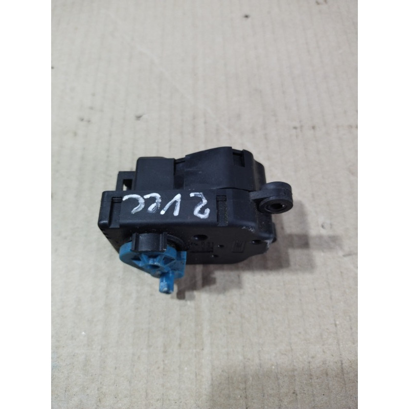 Привод заслонки отопителя (отопление и кондиционирование) Opel Vectra C 2008 2.2 YH 09180202