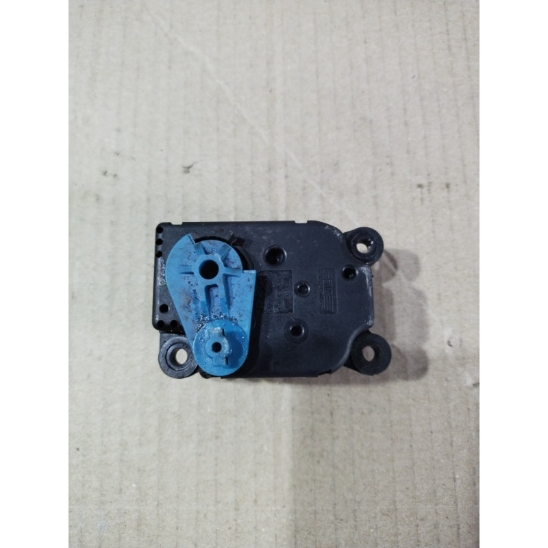 Привод заслонки отопителя (отопление и кондиционирование) Opel Vectra C 2008 2.2 YH 09180202
