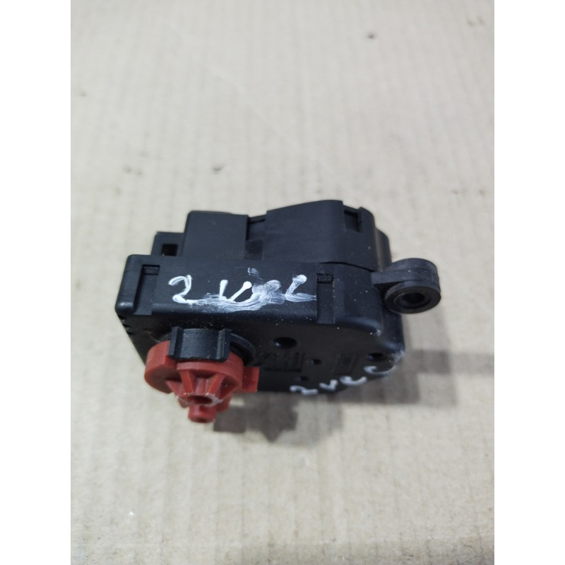 Привод заслонки отопителя (отопление и кондиционирование) Opel Vectra C 2008 2.2 YH 09180203