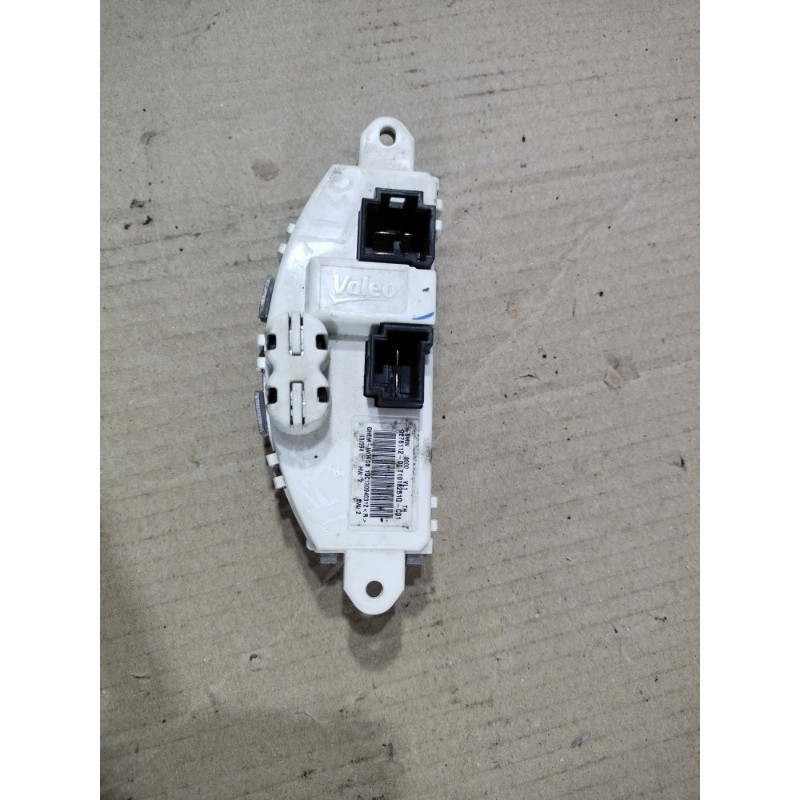 Резистор пічки (обігрів та кондиціювання.) BMW 3-series F30 2013 N26B20 64119276112