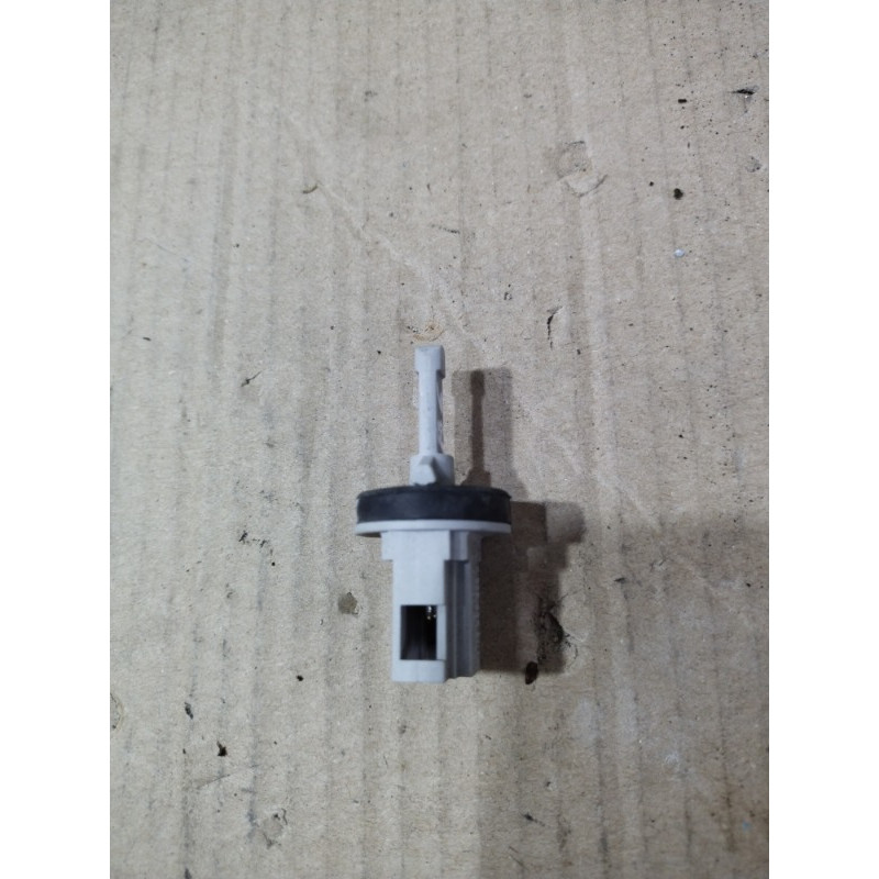 Датчик температуры (электрика / датчики) Volkswagen Passat B6 2008 2.0 BKP 1K0907543A