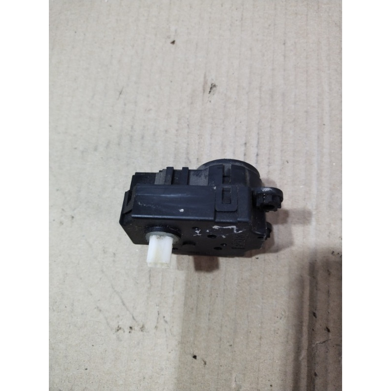 Привод заслонки отопителя (отопление и кондиционирование) Opel Insignia A 2009 2.0 DTH 52428455