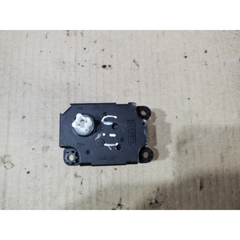 Привод заслонки отопителя (отопление и кондиционирование) Opel Insignia A 2009 2.0 DTH 52425901