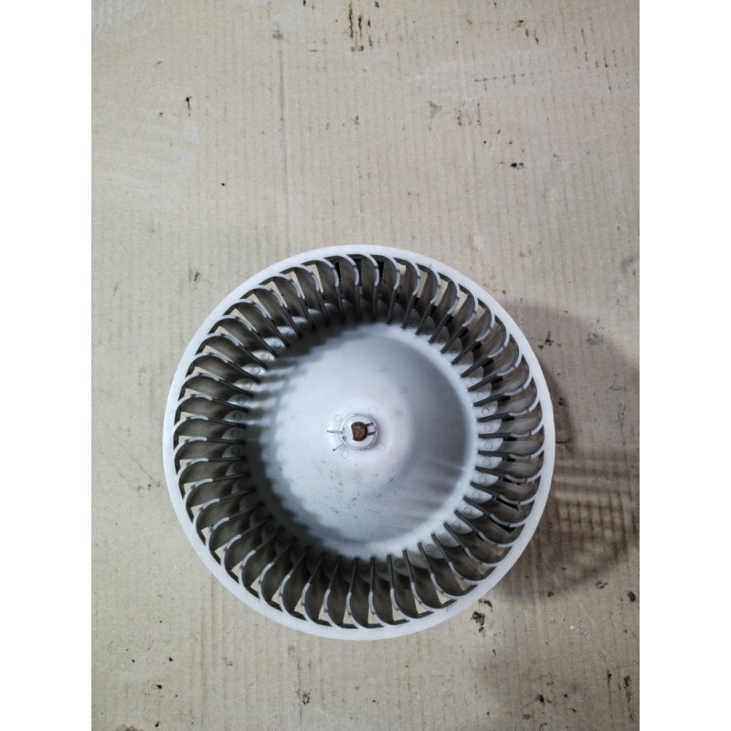 Мотор печки (отопление и кондиционирование) Mazda 6 GG 2007 2.0 RF7J HB111G31AA02