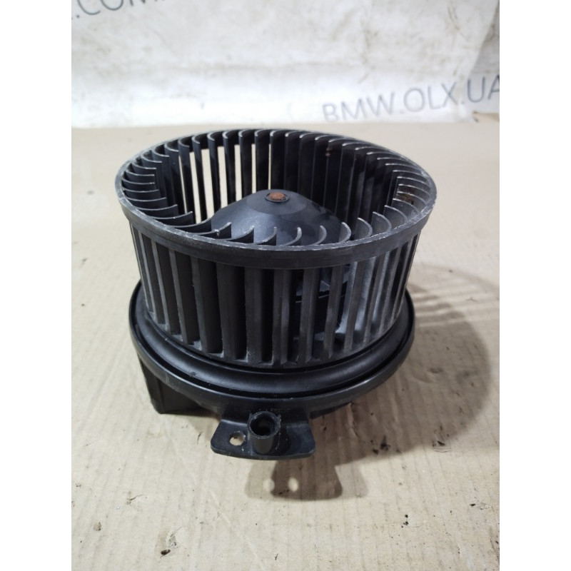 Мотор печки (отопление и кондиционирование) AUDI A4 B6 2003 2.0 ALT 8E2820021B