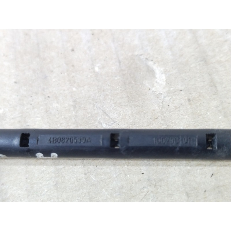 Датчик температуры (электрика / датчики) AUDI A4 B6 2003 2.0 ALT 4B0820539A