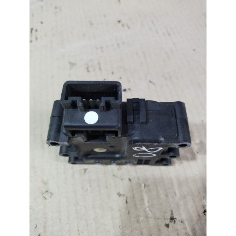 Привод заслонки отопителя (отопление и кондиционирование) Mazda 6 GG 2007 2.0 RF7J