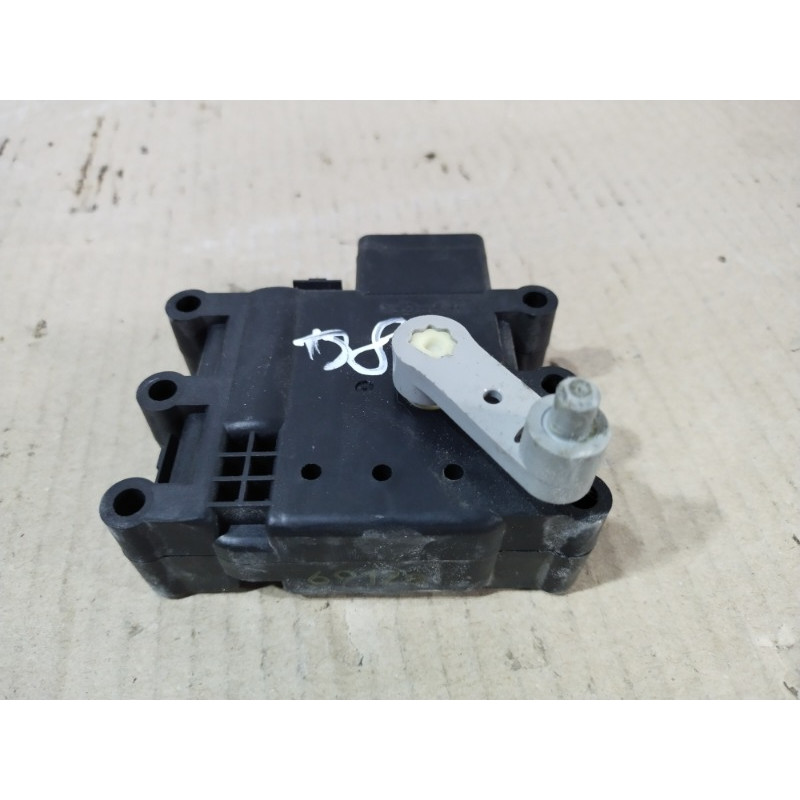 Привод заслонки отопителя (отопление и кондиционирование) Mazda 6 GG 2007 2.0 RF7J