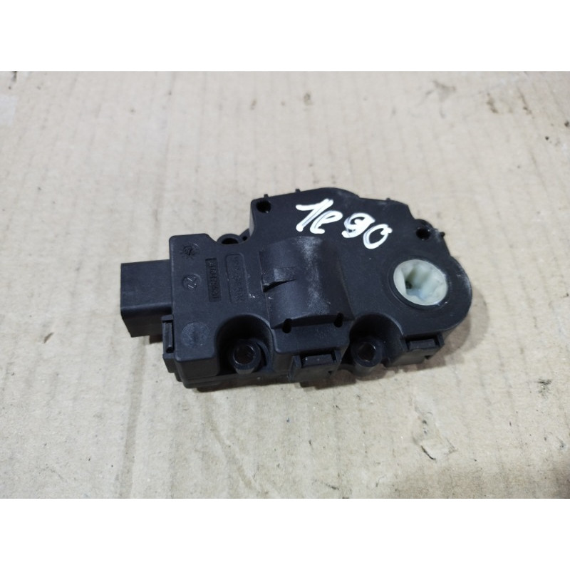 Привод заслонки отопителя (отопление и кондиционирование) BMW 3-series E90 2006 N46B20 CZ113930071