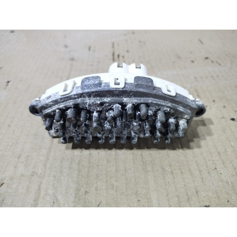 Резистор пічки (обігрів та кондиціювання.) BMW 3-series F30 2013 N47D20 64119270254