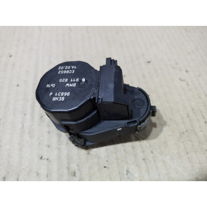 Резистор печки (отопление и кондиционирование) BMW 7-series E65 N62B44 64116911820