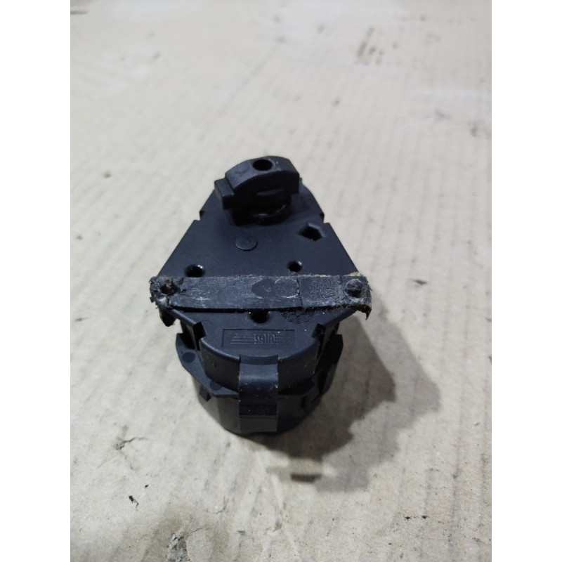 Резистор печки (отопление и кондиционирование) BMW 7-series E65 N62B44 64116911820