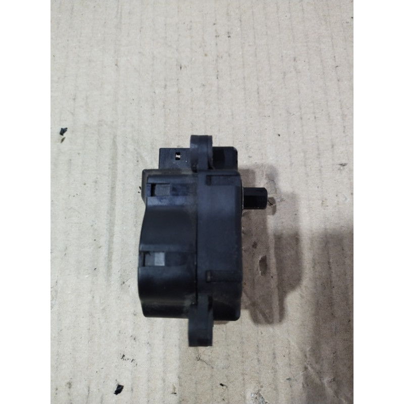 Резистор печки (отопление и кондиционирование) BMW 3-series E90 2006 N46B20 cz113930072