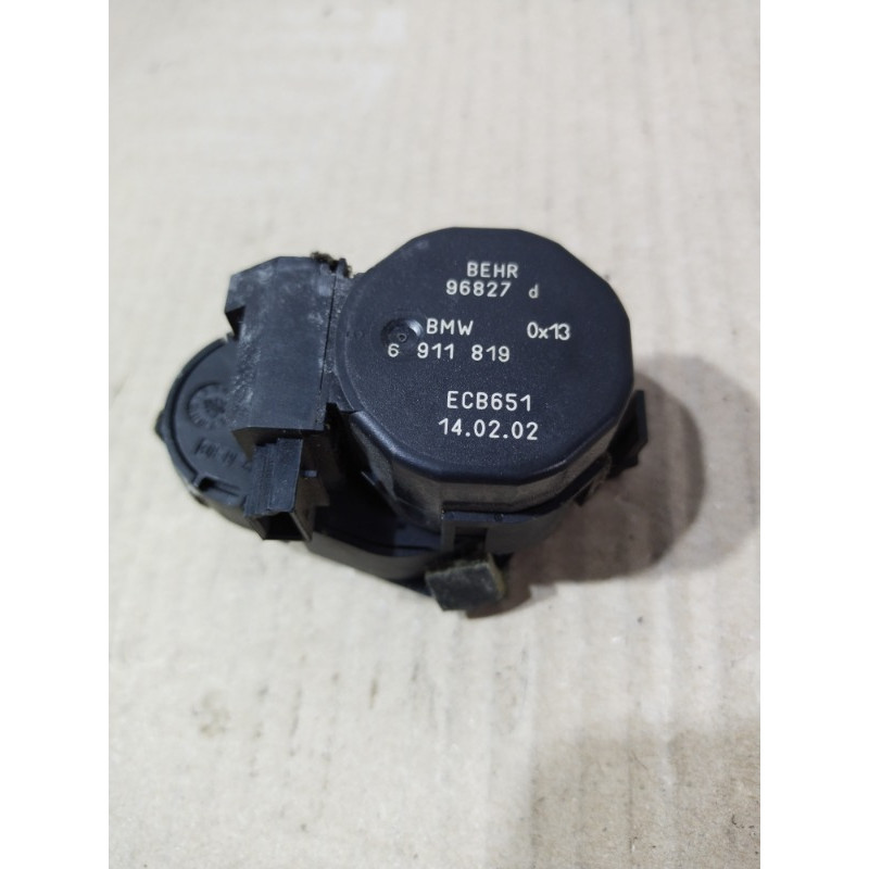 Привод заслонки отопителя (отопление и кондиционирование) BMW 7-series E65 N62B44 64116911819
