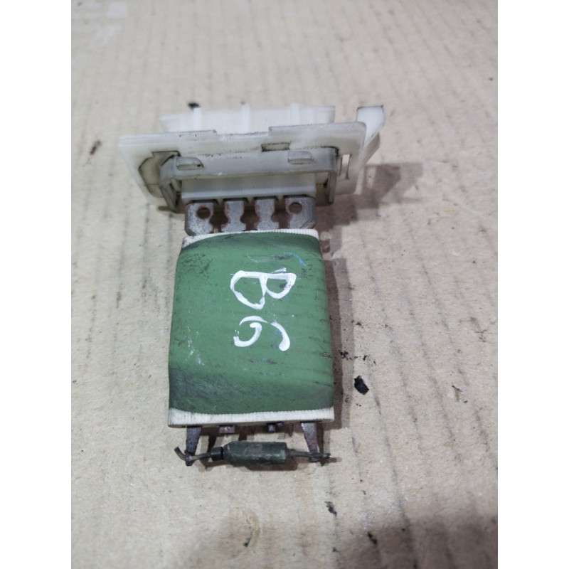 Резистор печки (отопление и кондиционирование) Volkswagen Passat B6 2008 2.0 BKP