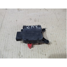 Привод заслонки отопителя