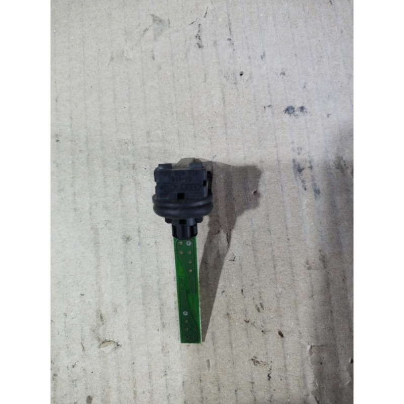 Датчик температуры (электрика / датчики) AUDI A4 B6 2003 1.8 BFB 4B0820539