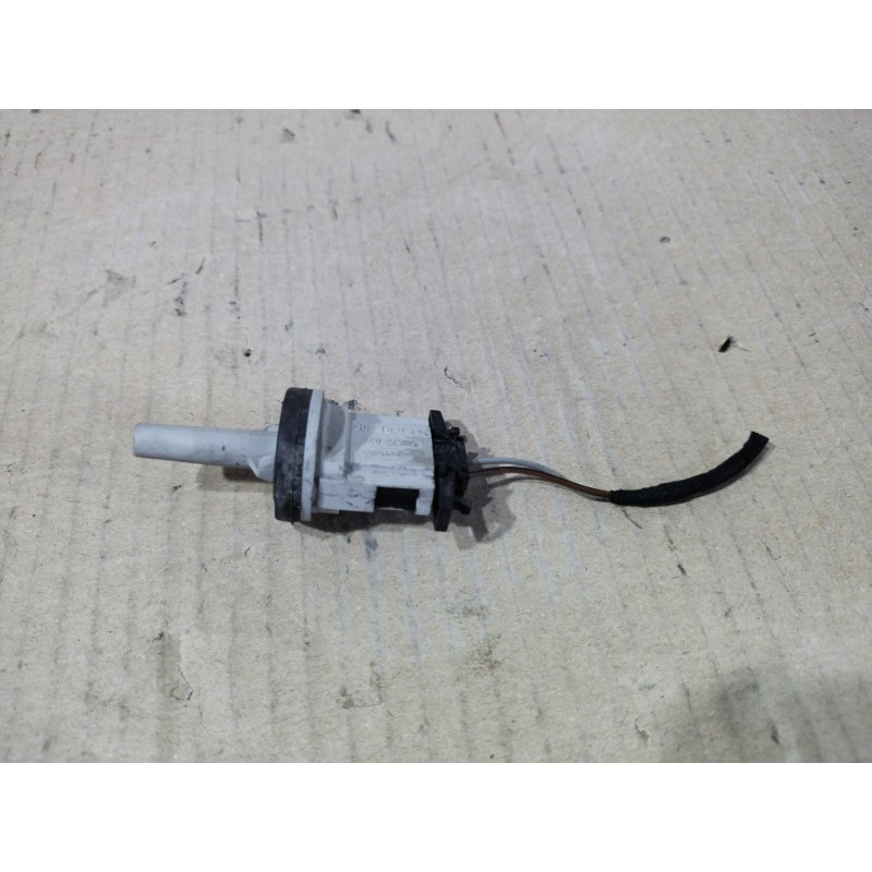 Датчик температуры (электрика / датчики) Volkswagen Passat B5 2003 1.9 TDI 1j0907543b