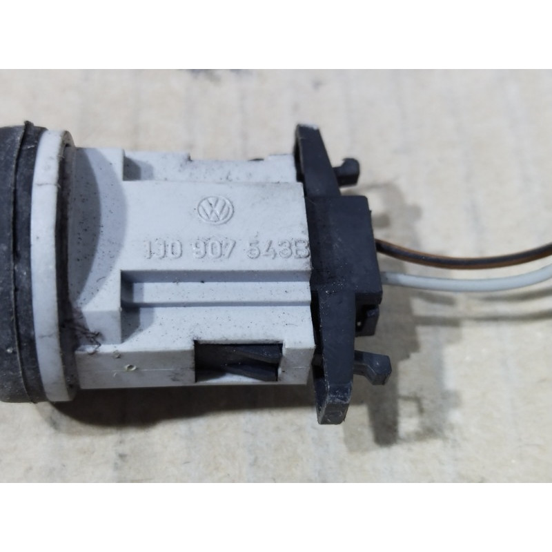 Датчик температуры (электрика / датчики) Volkswagen Passat B5 2003 1.9 TDI 1j0907543b