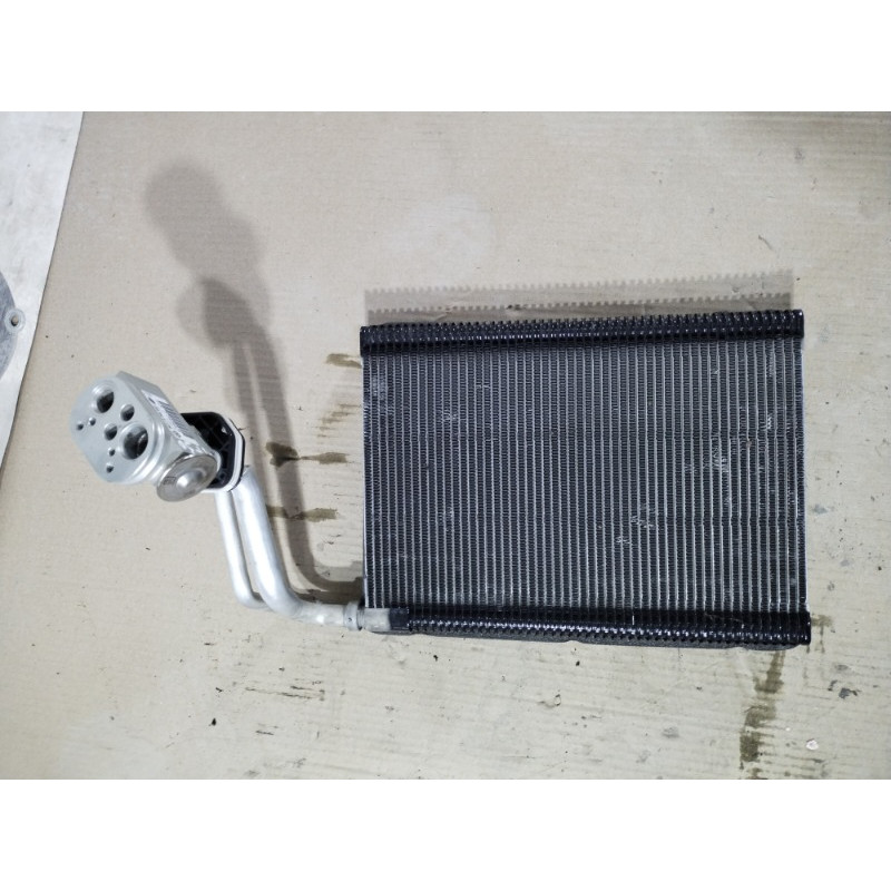 Испаритель кондиционера (отопление и кондиционирование) BMW 3-series F30 2013 N26B20 64116975553