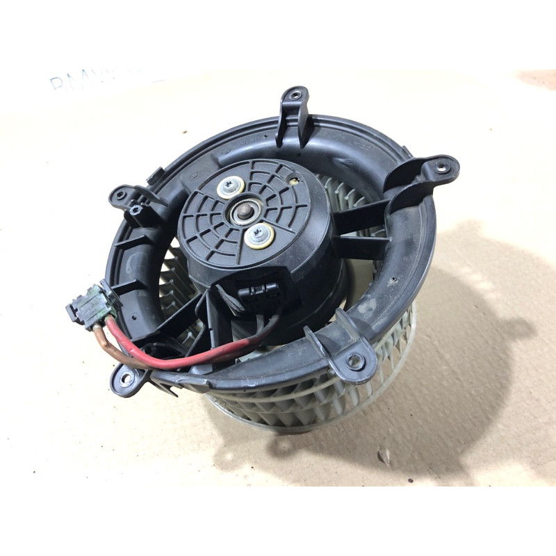 Мотор печки (отопление и кондиционирование) BMW 7-series E65 N62B44